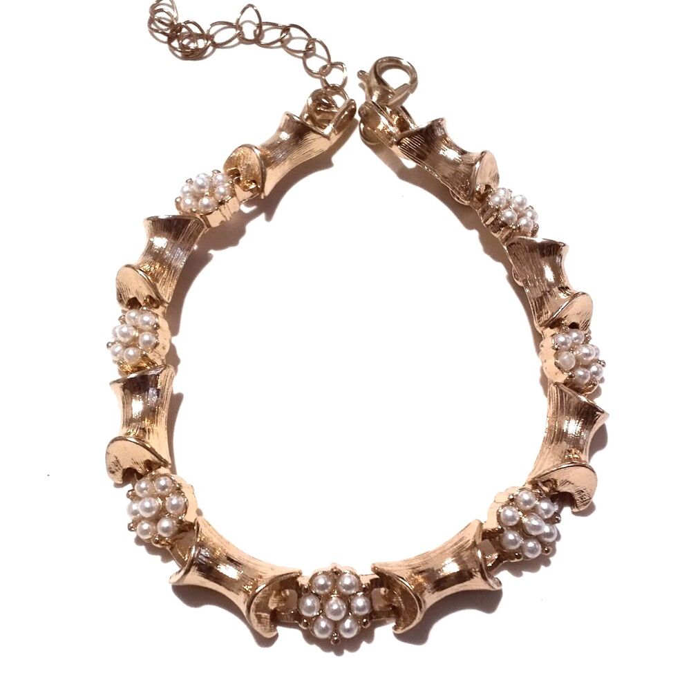 Vintage Gold Tone Faux Pearl Cluster Link Bracelet 7" Adjustable - Picture 3 of 10